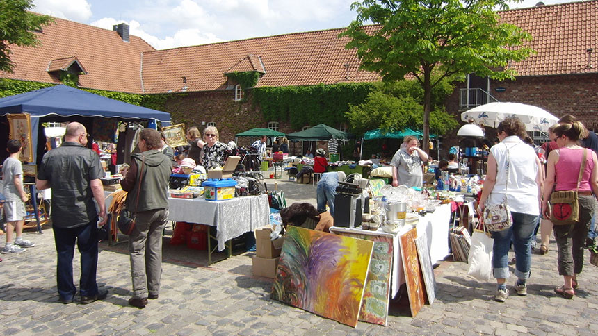Trödelmarkt Engelshof